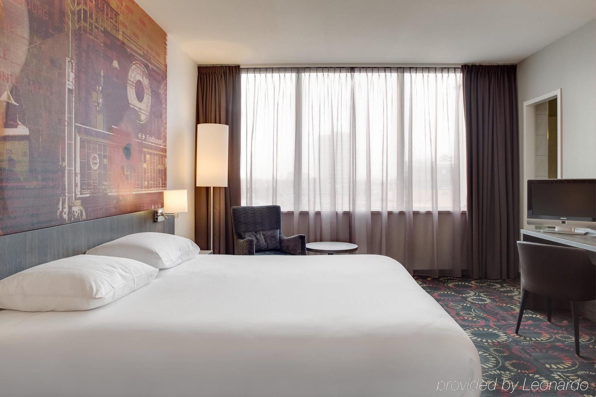 Hotel Leonardo Center Former Crown 4*